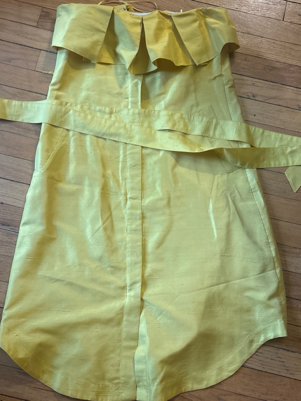 Banana Republic Yellow Strapless Dress with Ruffle Detail. Silk blend